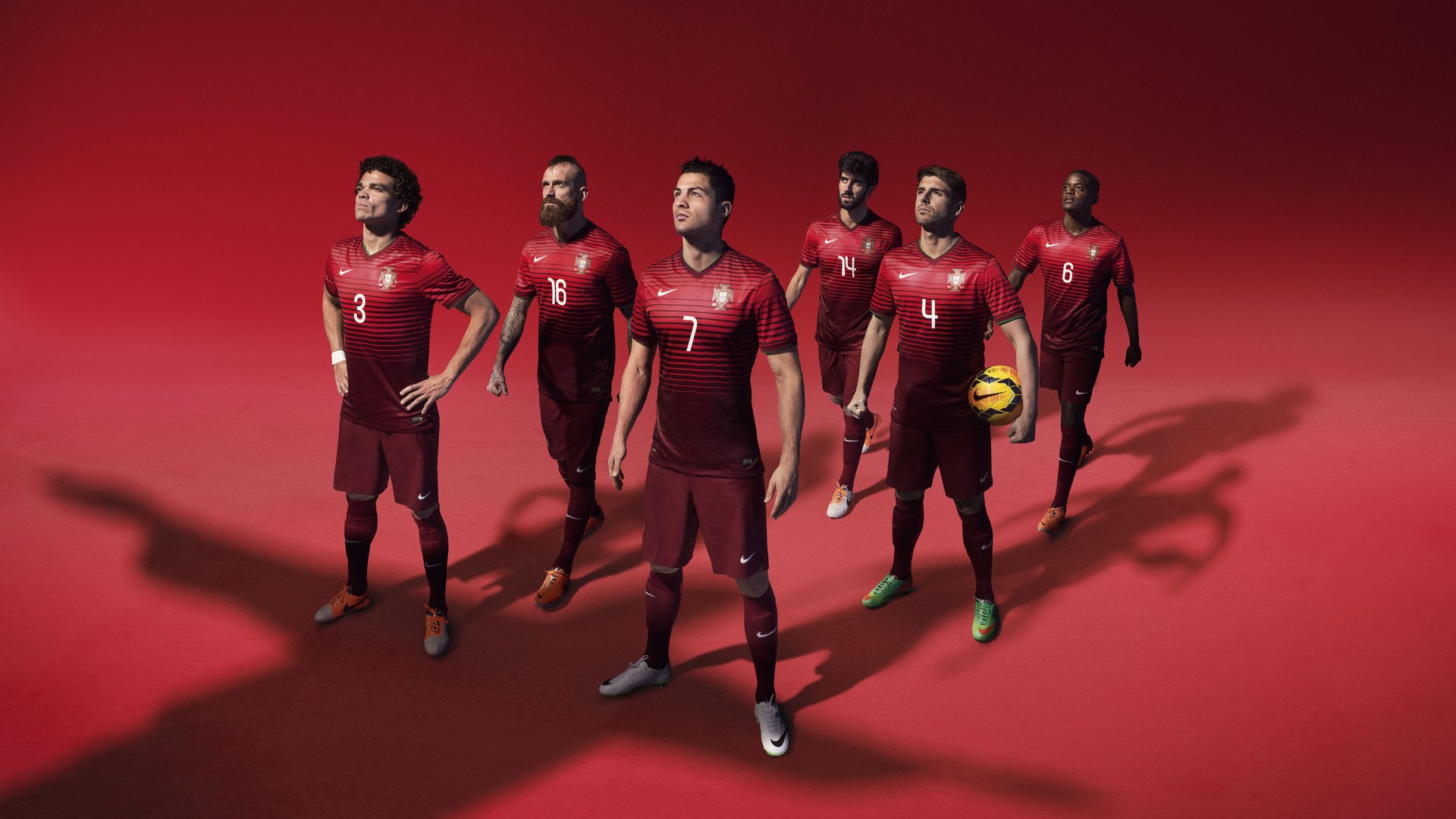 世俱杯精彩片段:镌刻足球史上的难忘瞬间,世俱杯简介